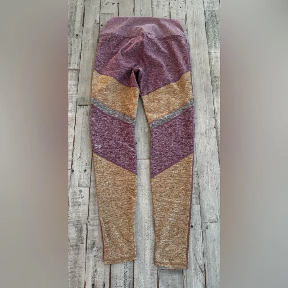 ALO Yoga AloSoft Sheila Legging Dragonfruit Heather/Carmel - Picture 8 of 13